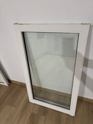 Ventana fija blanca PVC crital doble 66x110