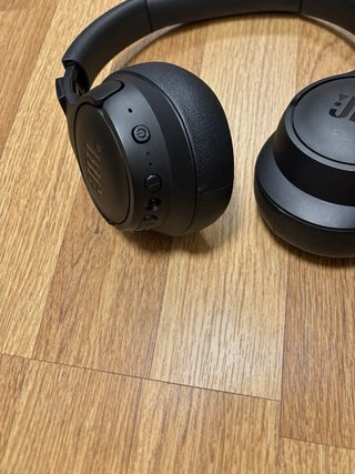 Cascos JBL Tune 760NC Negro
