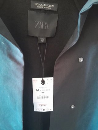 Capa Zara combinada negra talla M