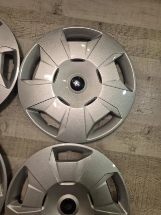 Tapacubos Ford Transit 2018-2026 16 inch