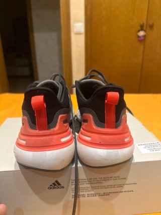 Zapatillas Adidas Grises y Naranjas
