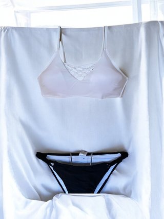 Bikini negro y blanco