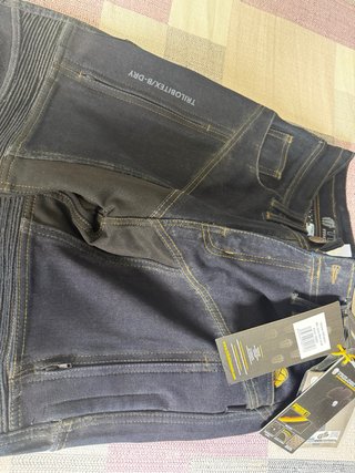 Pantalones de moto vaqueros de la marca Trilobite