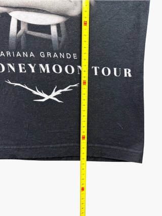 Vintage Graphic T-Shirt Ariana Grande World Tour