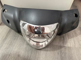 Cabezal frontal Piaggio Liberty con faro