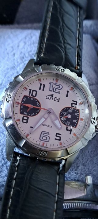 Orologio Lotus Uomo Quarzo Nero Argento