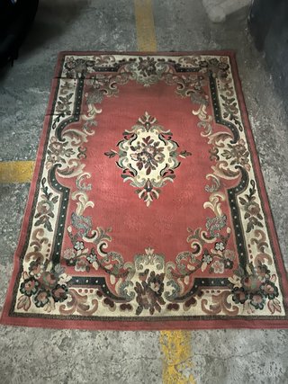 ¡Preciosa Alfombra Clásica Estilo Persa!