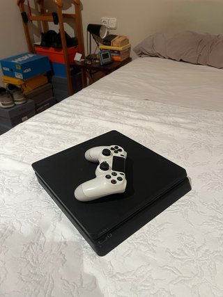 PS4 Slim Negra 500gb