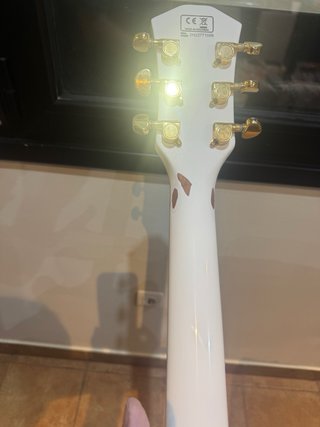 Guitarra Sire Larry Carlton H7 Blanca