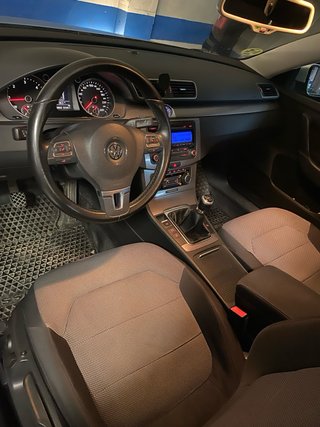Volkswagen Passat 2011