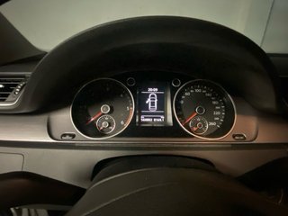Volkswagen Passat 2011