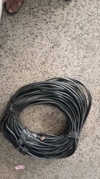 Cable eléctrico negro 94 metros