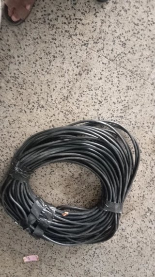 Cable eléctrico negro 94 metros