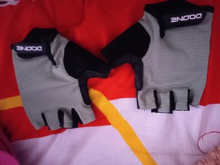 Guantes DOONE ciclismo/gym grises y negros