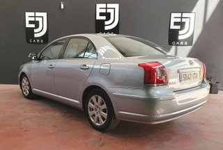 Toyota Avensis 2008
