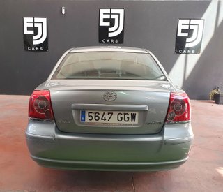 Toyota Avensis 2008