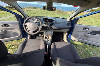 🚗 Renault Twingo gasolina — 105.000 km