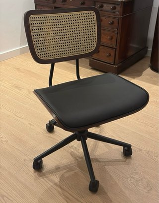 Silla de escritorio Raysa madera y ratán