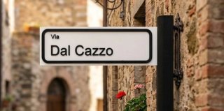 Cartello Via Dal Cazzo