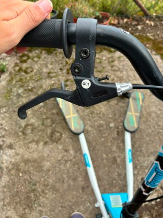 Patinete manual azul