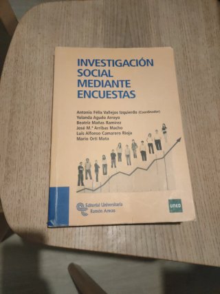 Investigación social mediante encuestas UNED