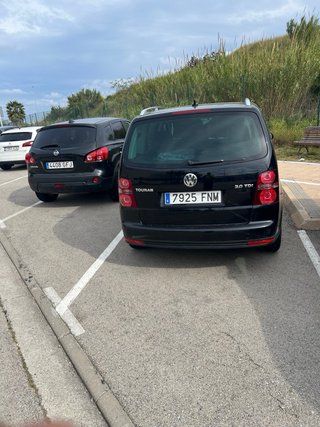 vendo Volkswagen Touran esta muy bien estado