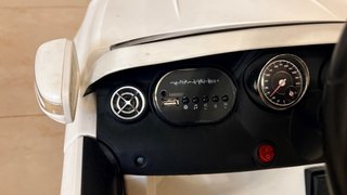 Coche Eléctrico Infantil Mercedes-AMG Blanco