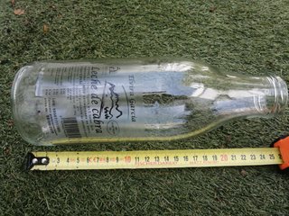 Botellas de cristal con tapa metálica