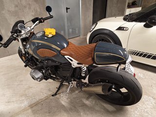 BMW Ninet Pure - Moto Naked