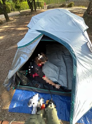 Tienda de campaña para 3 personas