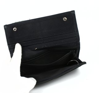Lote Carteras Coach, Valentino para restaurar