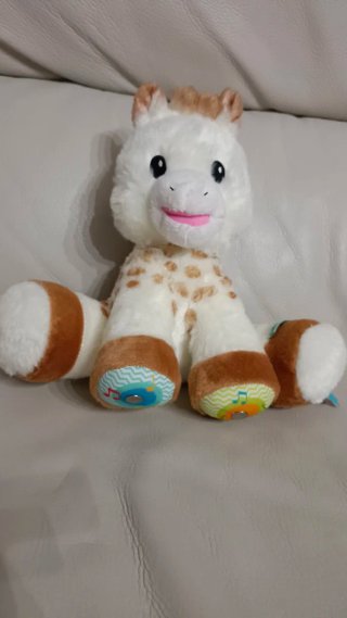 Peluche Jirafa Sofía Musical