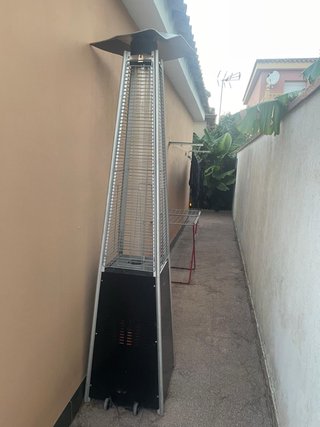 Estufa exterior piramidal