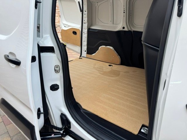 Citroën Berlingo 2022, foto 8