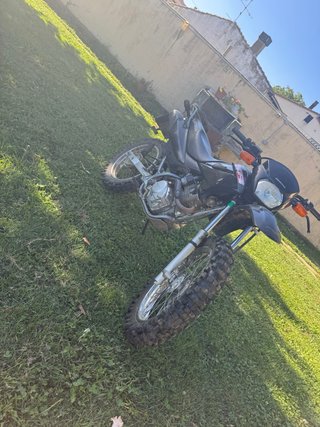 Honda XR125 Enduro Moto