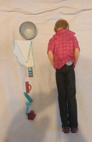 Ken Barbie Aseo y Accesorios