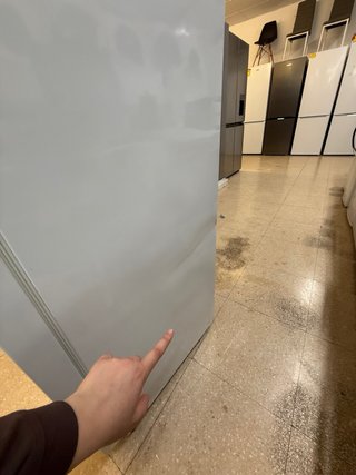 Congelador Midea 186x60 nuevo de tara