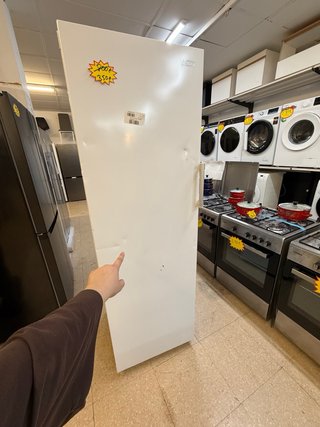 Congelador Midea 186x60 nuevo de tara