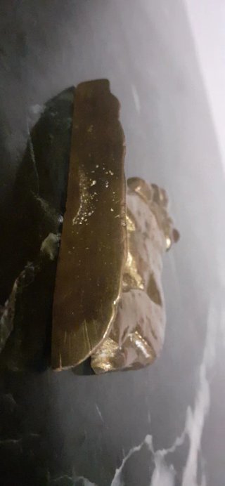 Figura antigua en bronce macizo de un perro mastín
