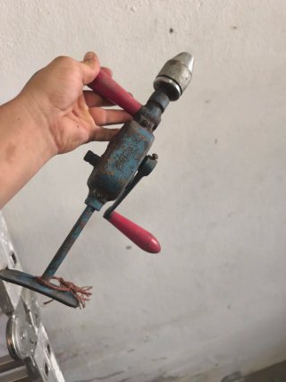 Herramientas antiguas. Acepto precios