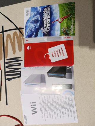 Xenoblade Chronicles Wii + Mando Rojo