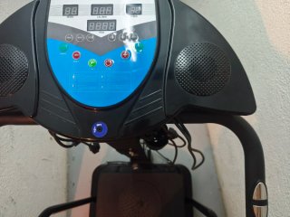 Máquina de Fitness Bluefin Vibratoria