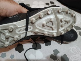 Zapatillas de fútbol Decathlon negras