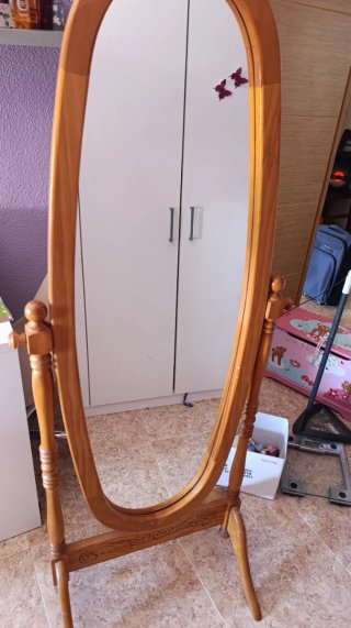Specchio da terra in legno