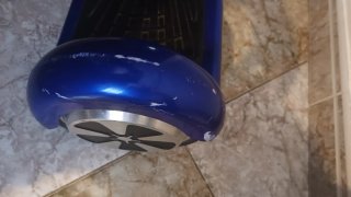 Patín Eléctrico Azul para reparar.