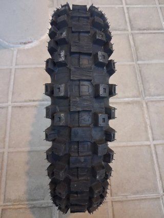 Cubierta trasera pit bike