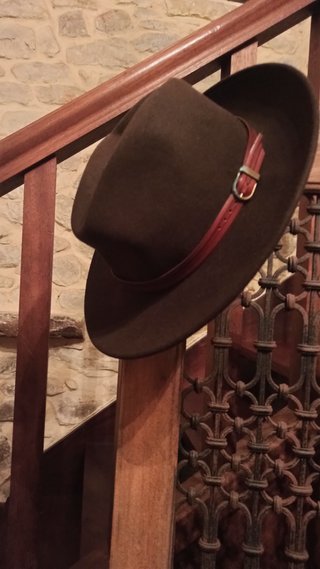 Sombrero marrón talla KL