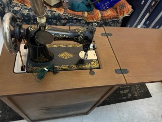 Máquina de coser antigua Wertheim