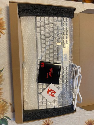 Teclado Mecánico Gaming YAMA RGB Español