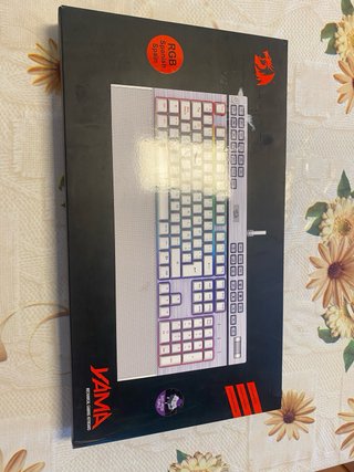 Teclado Mecánico Gaming YAMA RGB Español